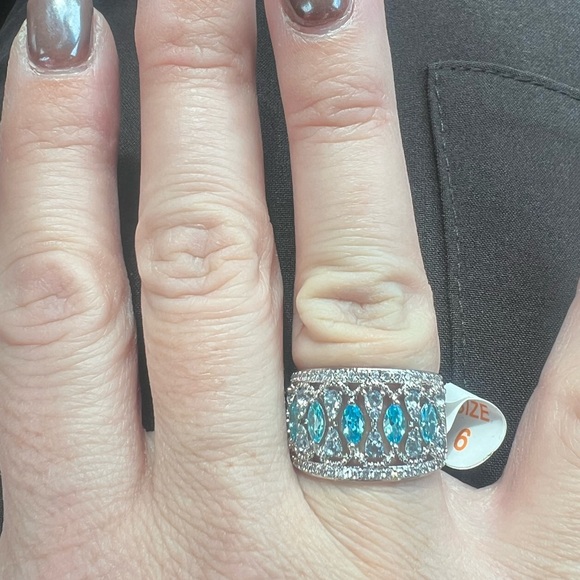 Bomb Party Ring - Picture 2 of 3